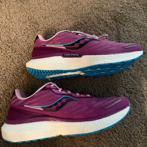 Saucony Shoes - Saucony women’s running shoe